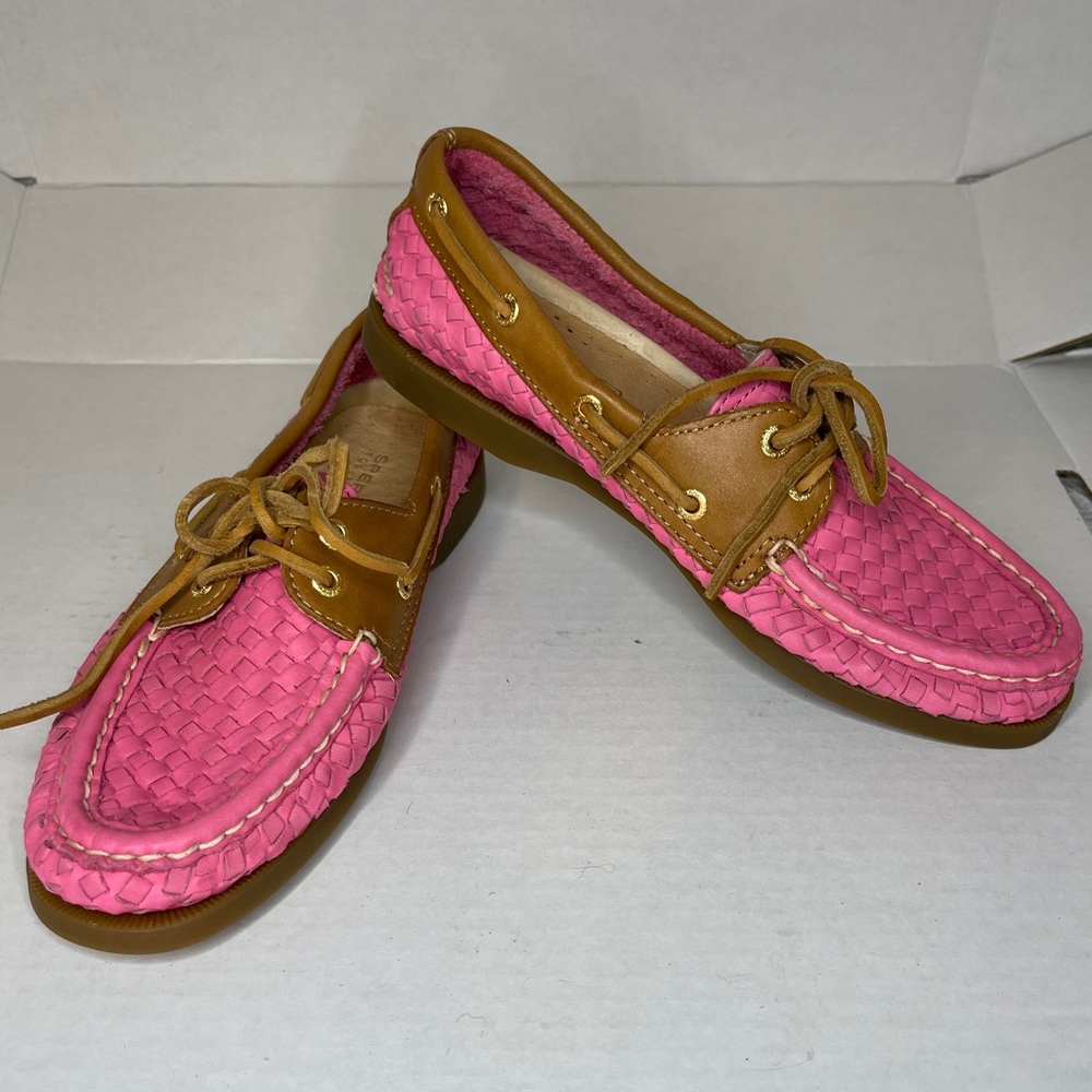 Sperry Pink Woven Leather Loafer- Size 6.5